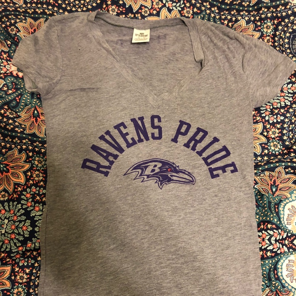 VS ravens top